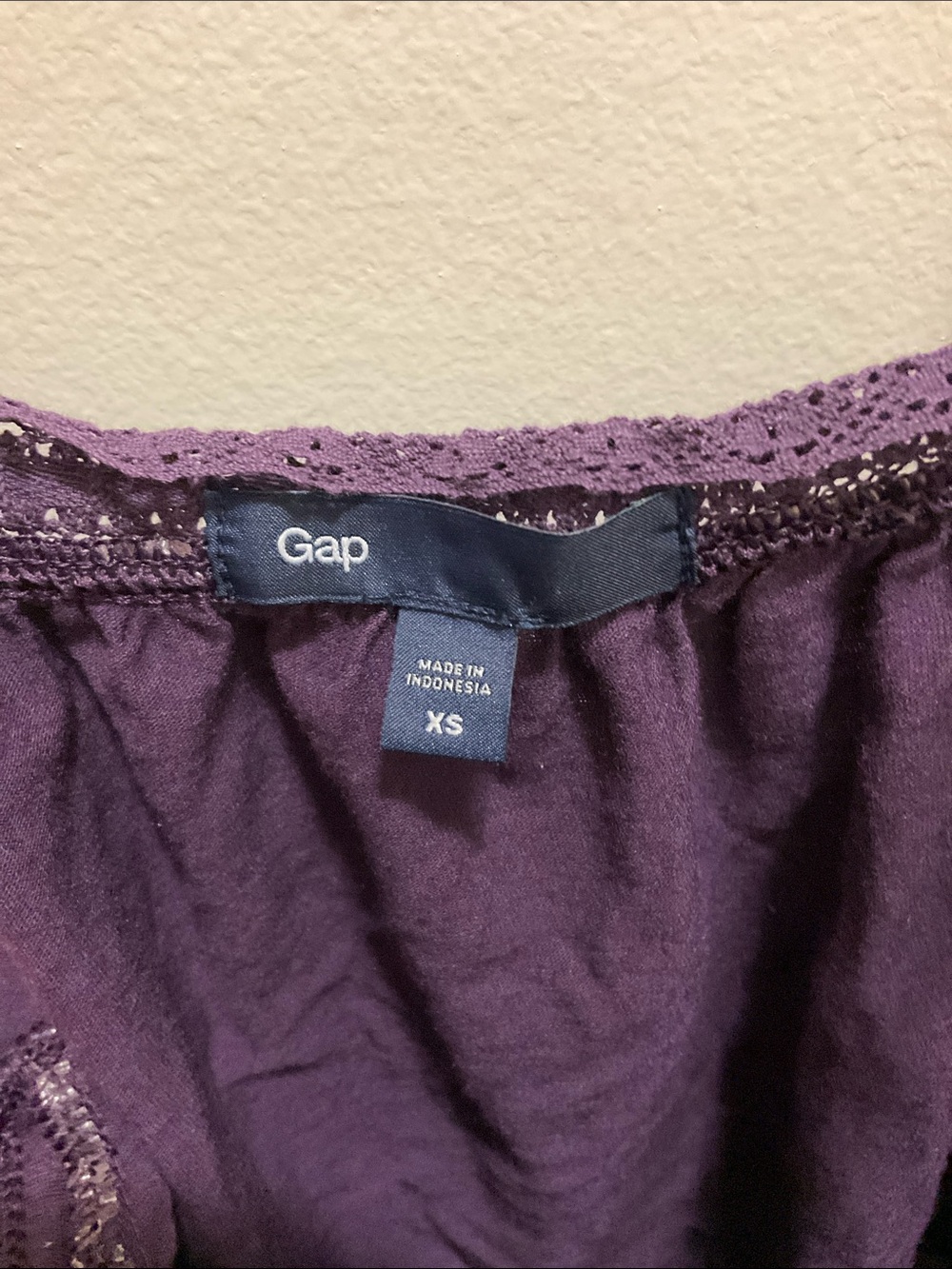 GAP Deep Purple Camisole - Picture 2 of 3